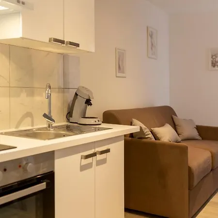 Loc Trotteur Le Fleur Des Champs F2 Cosy, Gare Sncf De Daire