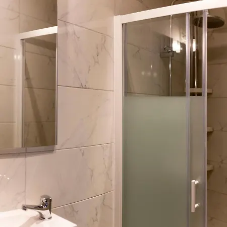 Daire Loc Trotteur Le Fleur Des Champs F2 Cosy, Gare Sncf De