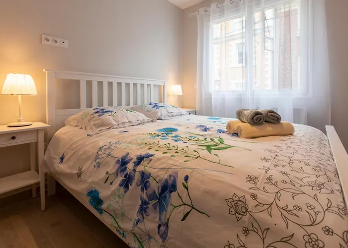 アパート Loc Trotteur Le Fleur Des Champs F2 Cosy, Gare Sncf De ルルド